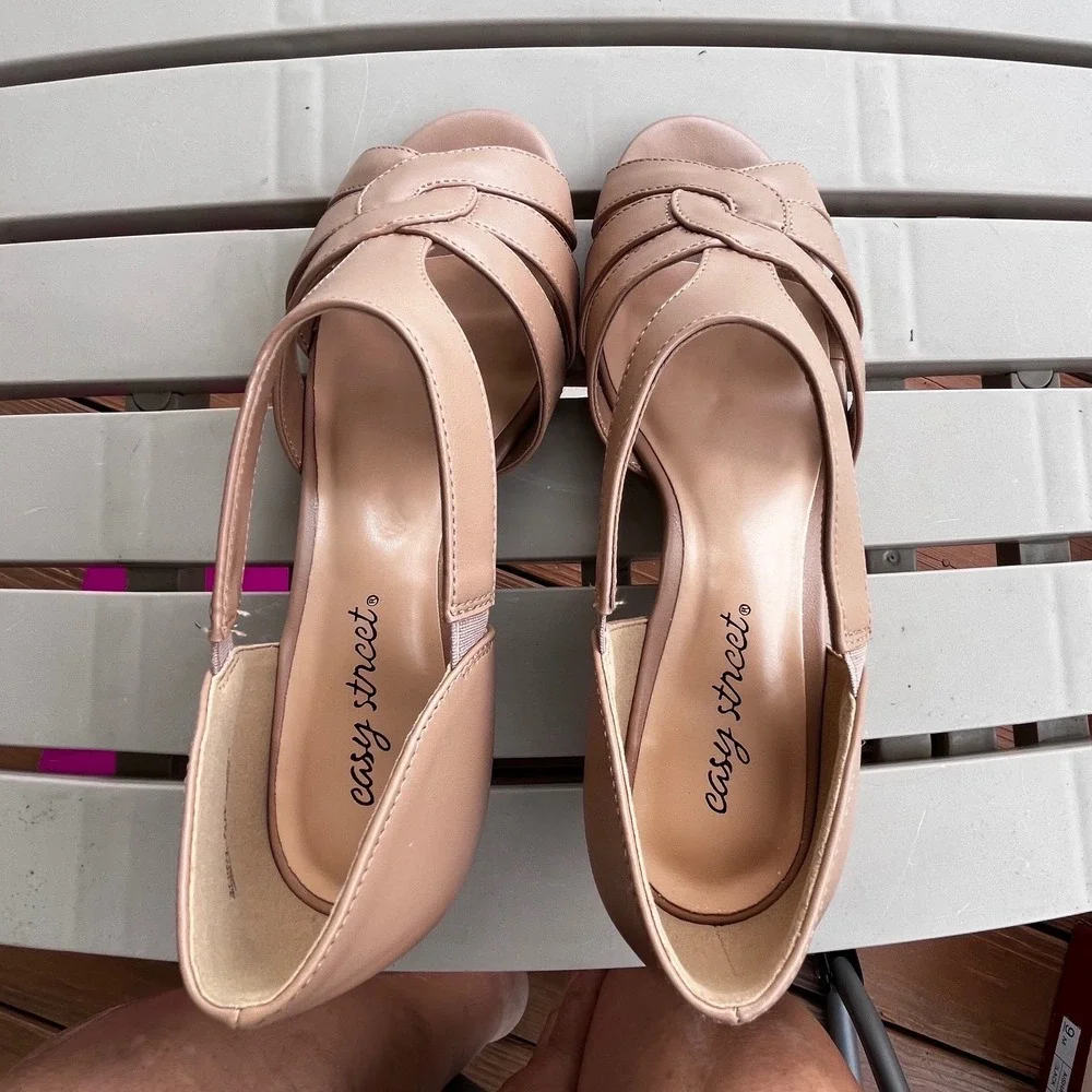 Easy Street Essie Nude Dress Sandals Womens 7.5 W Wide Low Kitten Heel Strappy
